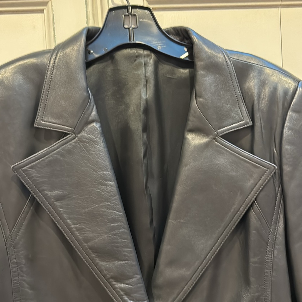Leather jacket - Picture 5 of 5